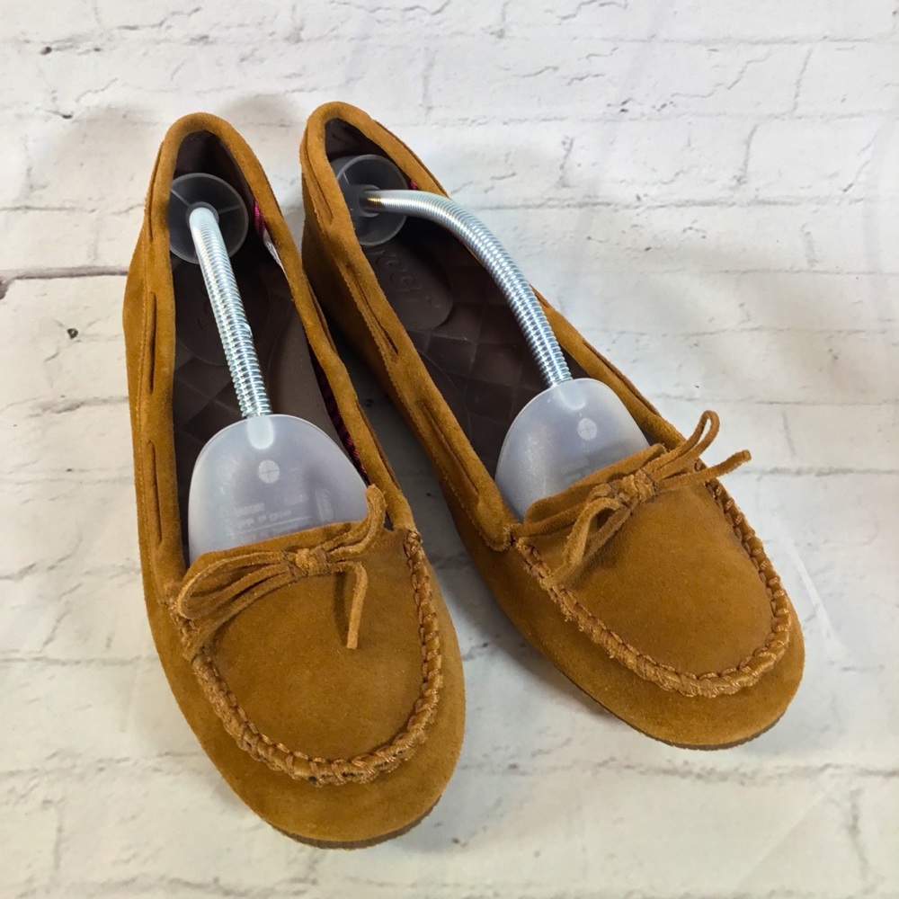 REEF Winter Swell Brown Suede Leather Flat Cushion Moccasins EUC